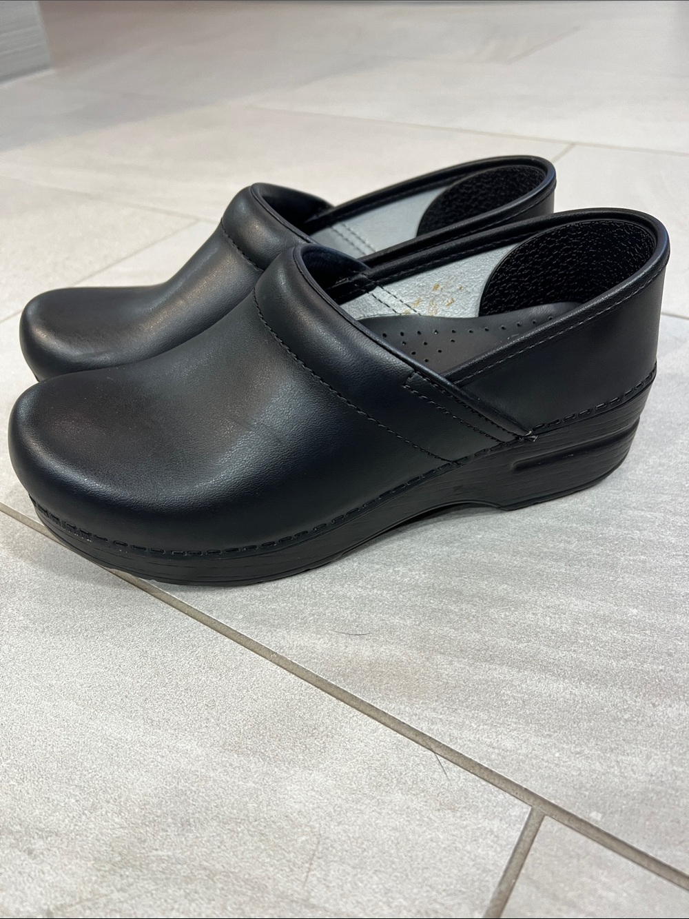 Women’s Dansko Shoes